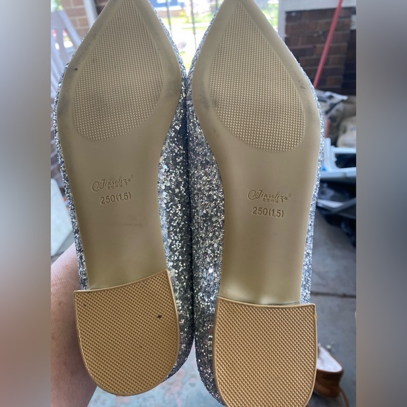 Sparkly Silver Glitter Pointed-Toe Flats - Picture 10 of 10